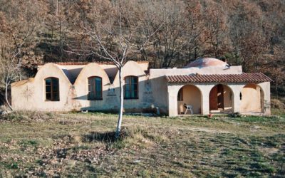 La maison en paille, par Nick